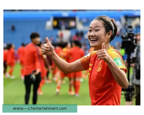 李梦雯留洋再启航加盟英超西汉姆联女足书写中国玫瑰海外全新篇章