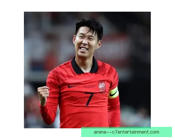 孙兴慜在韩国国家队训练营亲自示范精准传中技巧激励年轻球员